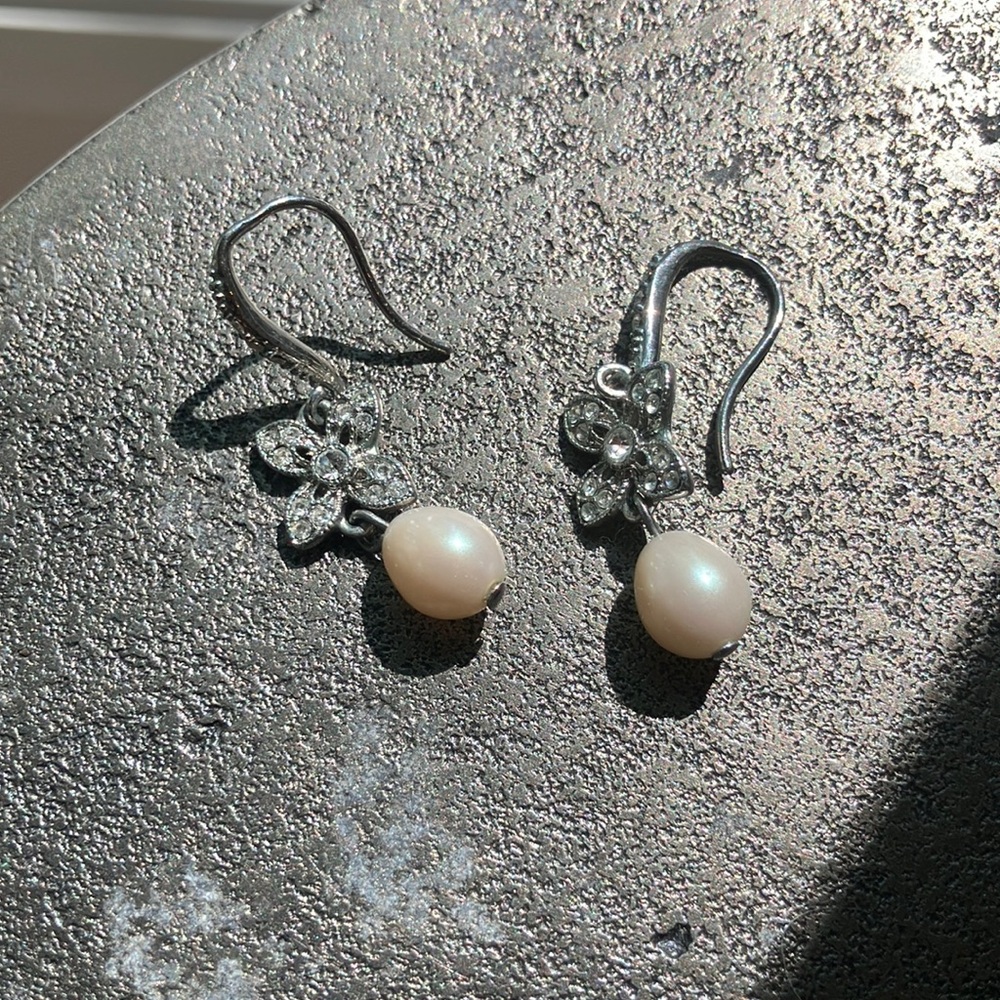 Elegant Silver and Cream Pearl Earrings